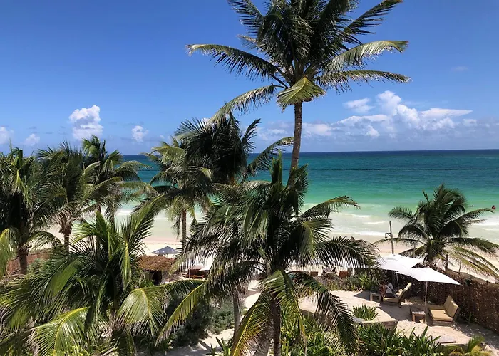 Apartamento Poolside Bliss With Private Terrace And Jacuzzi Tulum