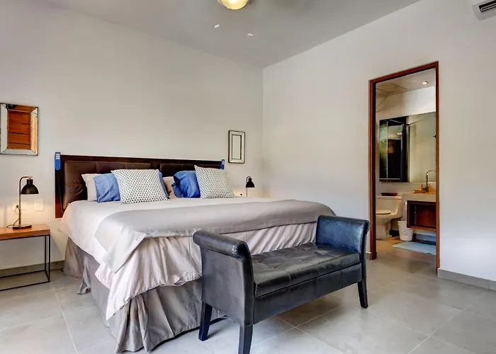 Apartamento Poolside Bliss With Private Terrace And Jacuzzi *