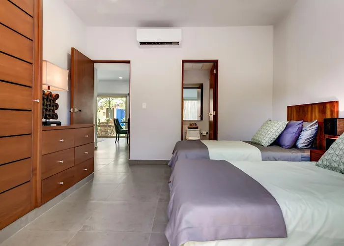 Poolside Bliss With Private Terrace And Jacuzzi Tulum